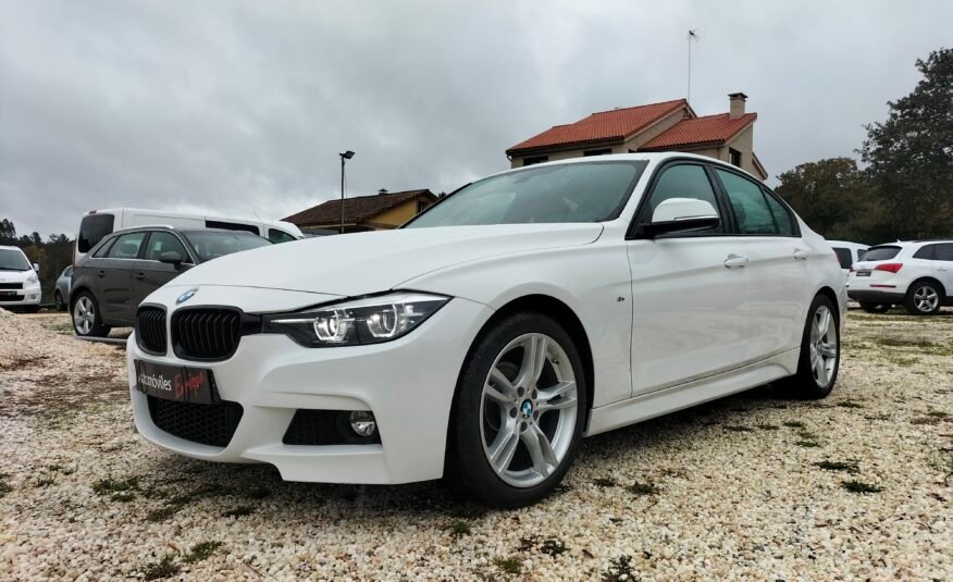 BMW 320i PACK M