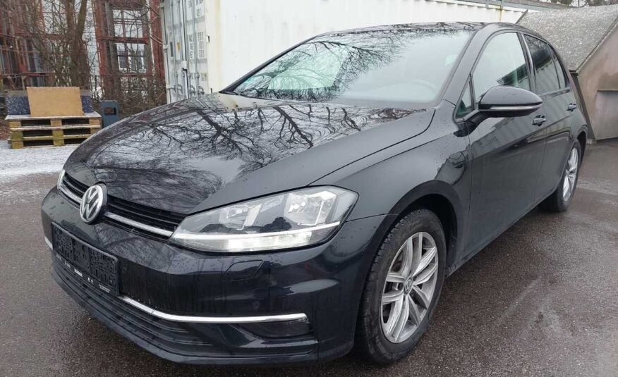 VOLKSWAGEN Golf 2.0 TDI