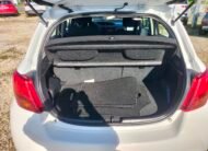 TOYOTA Yaris Active