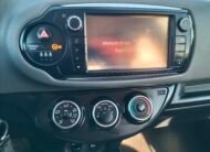 TOYOTA Yaris Active