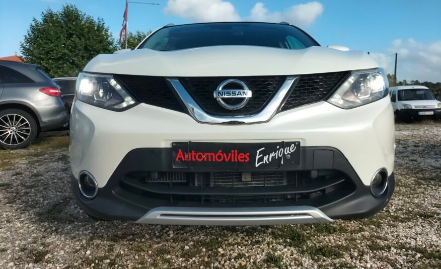 NISSAN Qashqai 1.6 DCI Black Edition