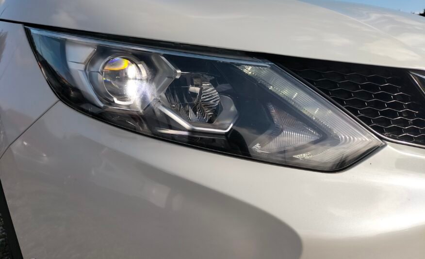 NISSAN Qashqai 1.6 DCI Black Edition