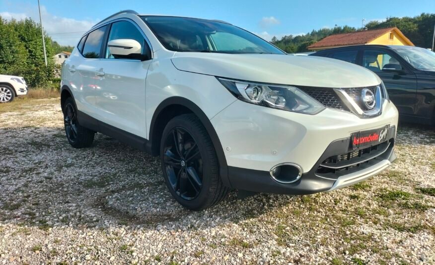 NISSAN Qashqai 1.6 DCI Black Edition