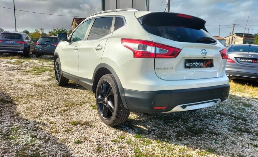 NISSAN Qashqai 1.6 DCI Black Edition