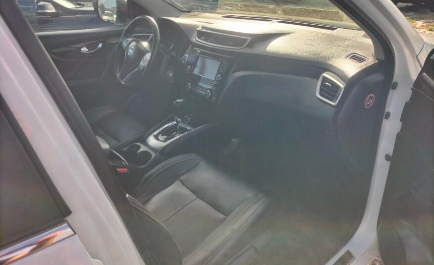NISSAN Qashqai 1.6 DCI Black Edition