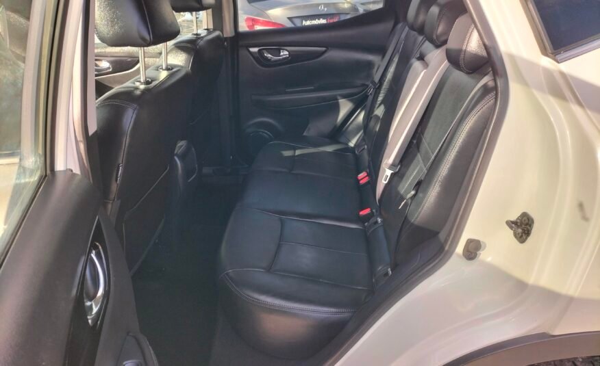 NISSAN Qashqai 1.6 DCI Black Edition