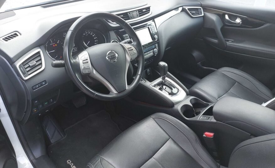 NISSAN Qashqai 1.6 DCI Black Edition