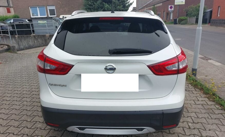 NISSAN Qashqai 1.6 DCI Black Edition