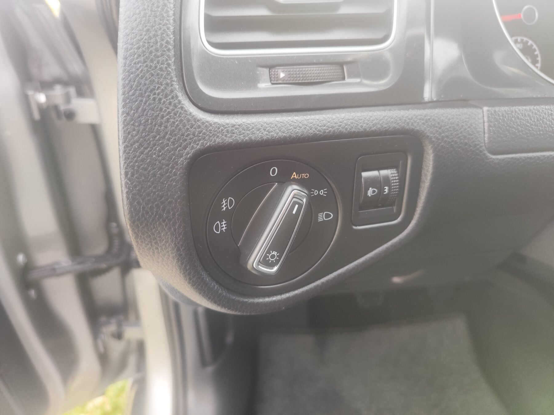 VOLKSWAGEN GOLF 1.6 TDI 