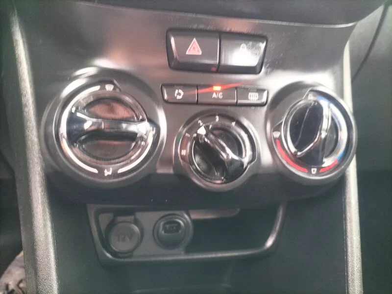 PEUGEOT 2008 1.6 HDI ALLURE