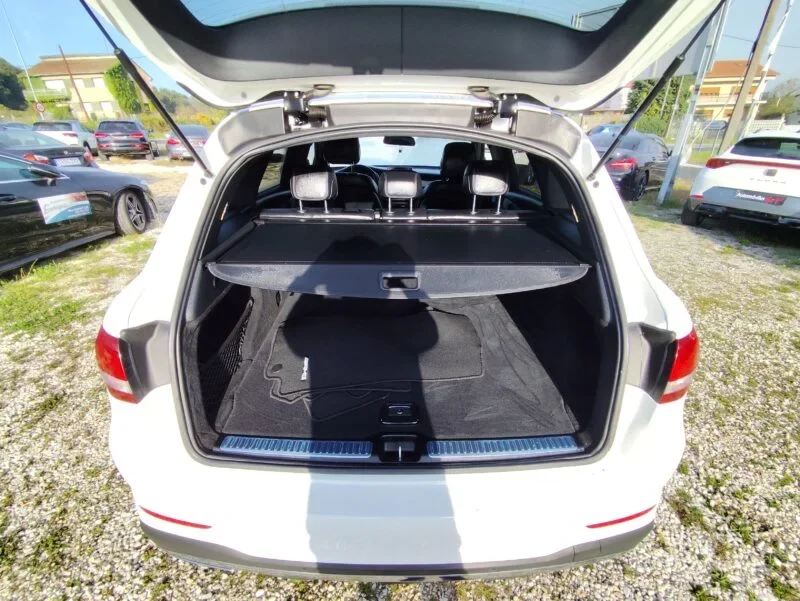 MERCEDES-BENZ GLC 250 AMG