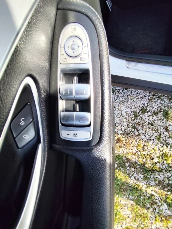 MERCEDES-BENZ GLC 250 AMG