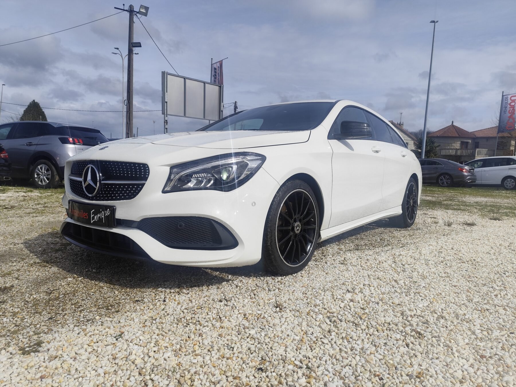 MERCEDES-BENZ CLA 220 CDI Shooting Brake AMG