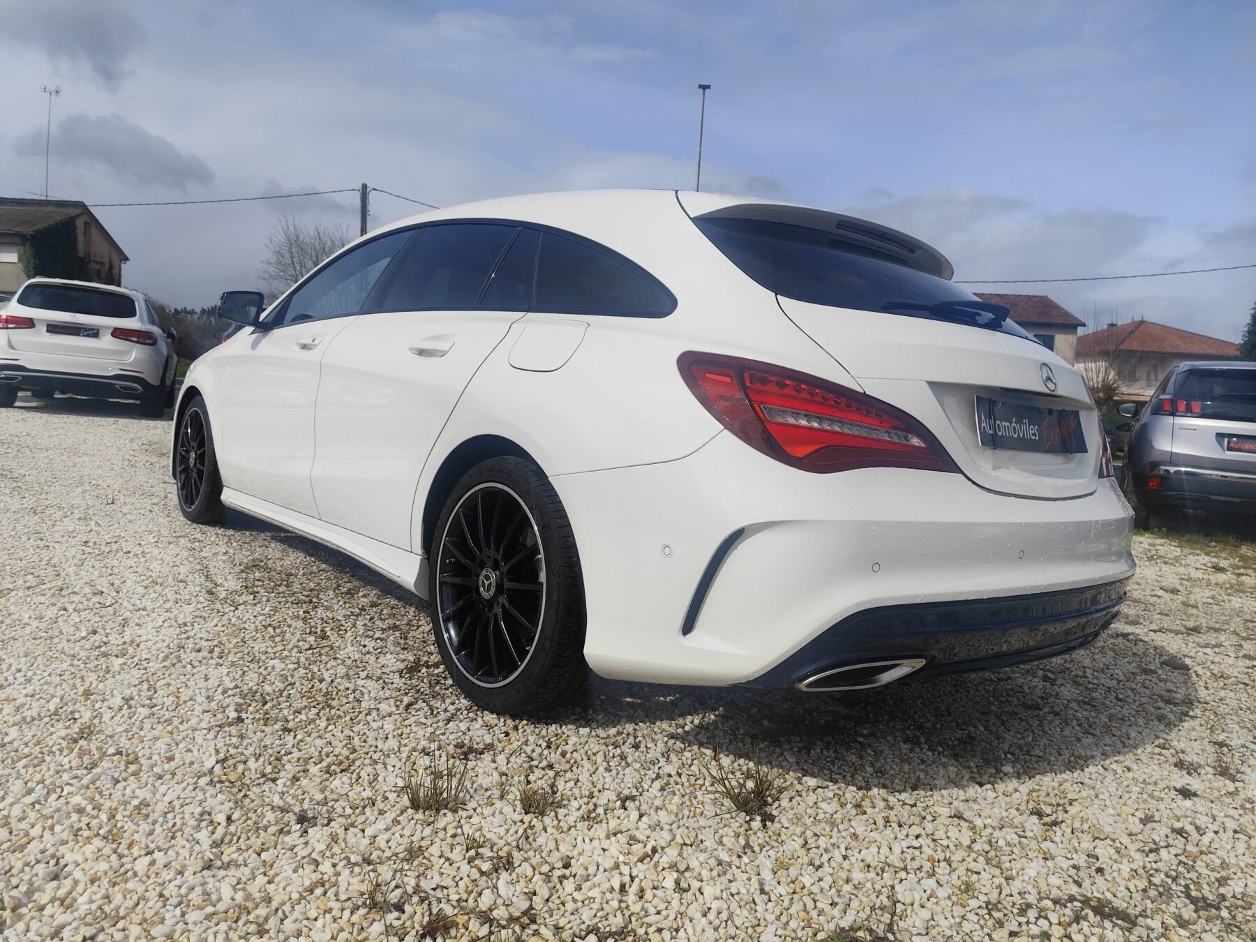 MERCEDES-BENZ CLA 220 CDI Shooting Brake AMG