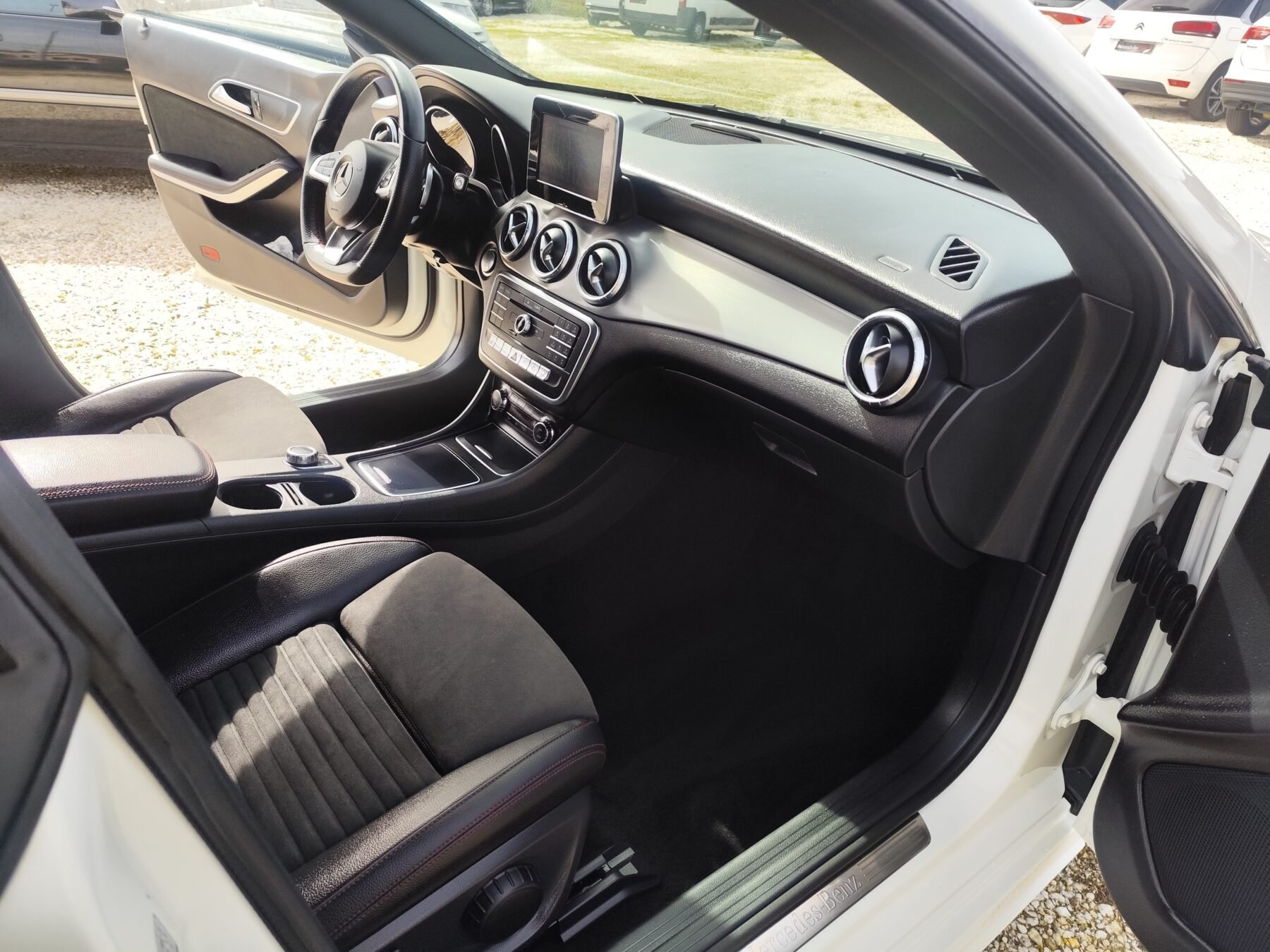 MERCEDES-BENZ CLA 220 CDI Shooting Brake AMG