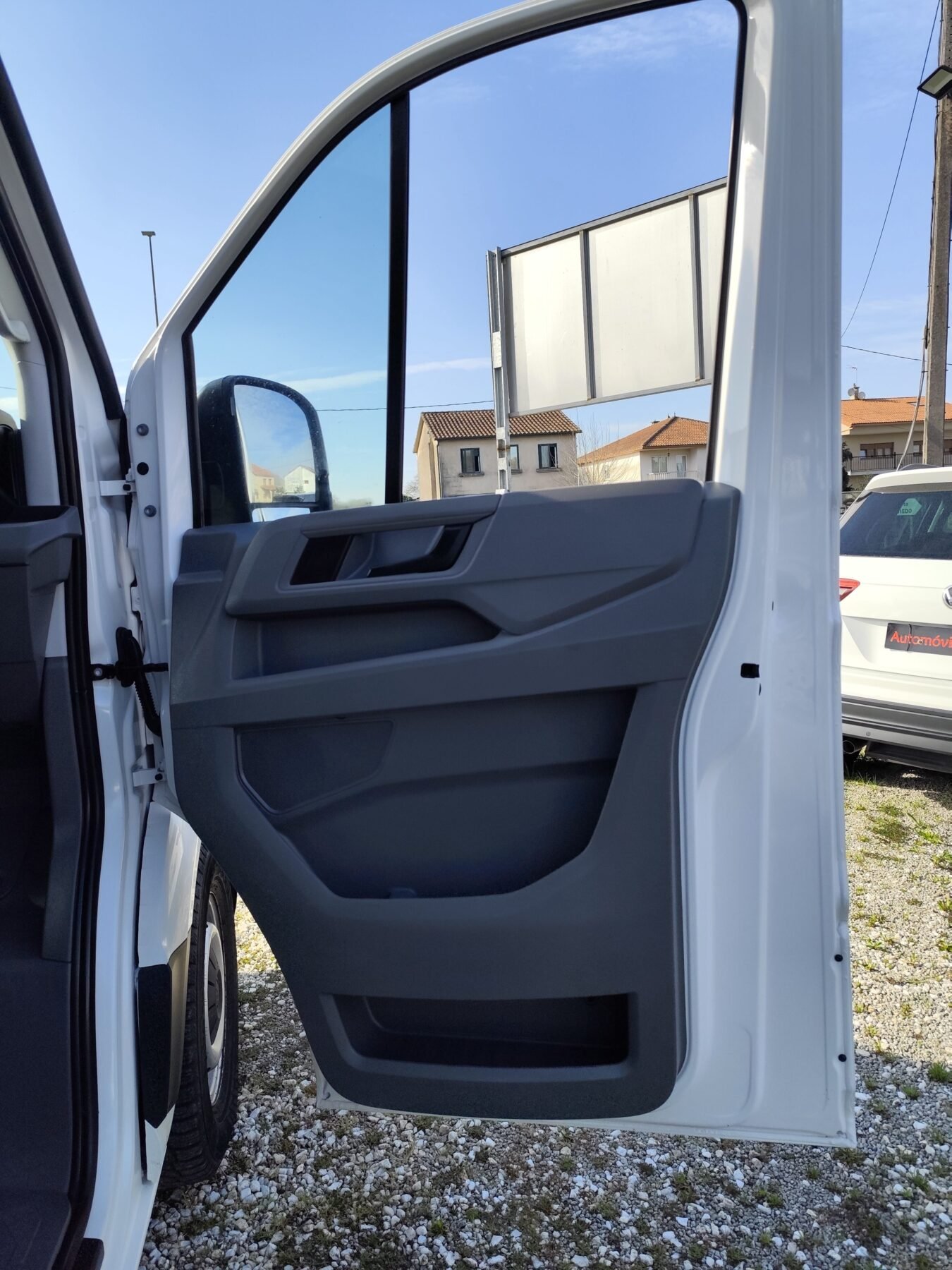 VOLKSWAGEN CRAFTER 2.0 TDI L3H3