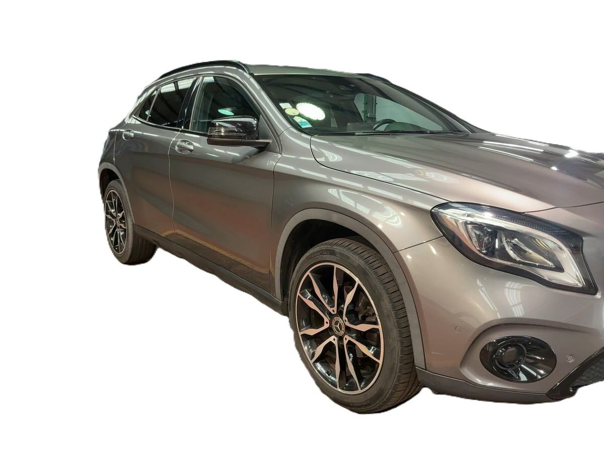 MERCEDES-BENZ GLA 200 CDI