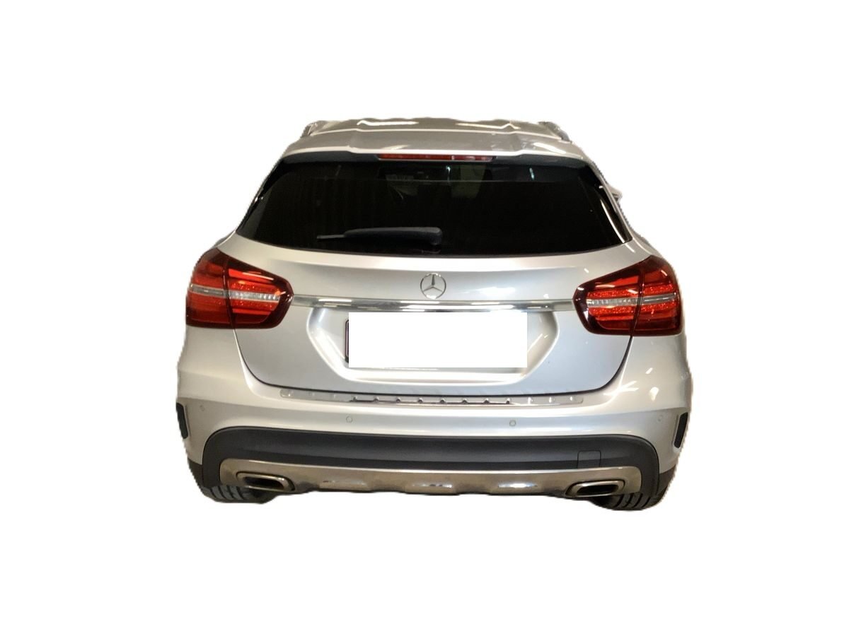 MERCEDES-BENZ GLA 200 CDI AMG