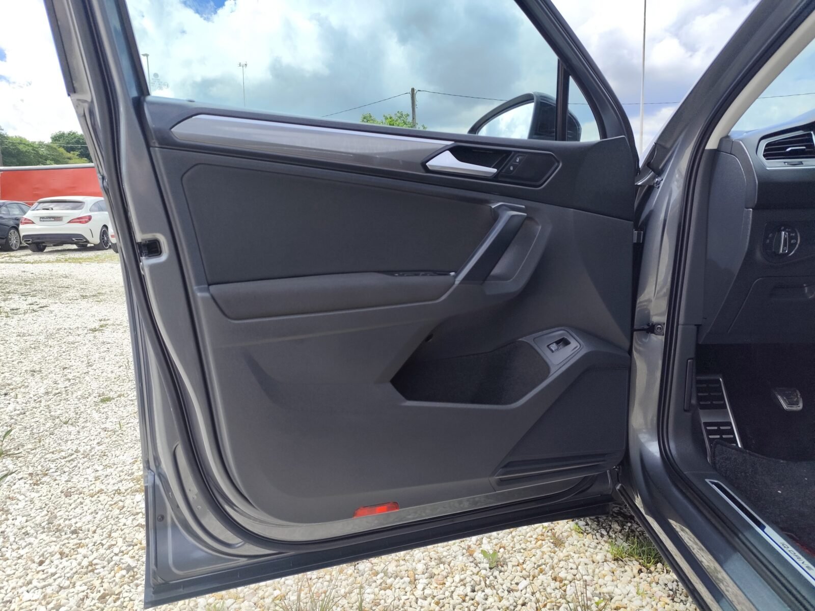 VOLKSWAGEN TIGUAN 2.0 TDI