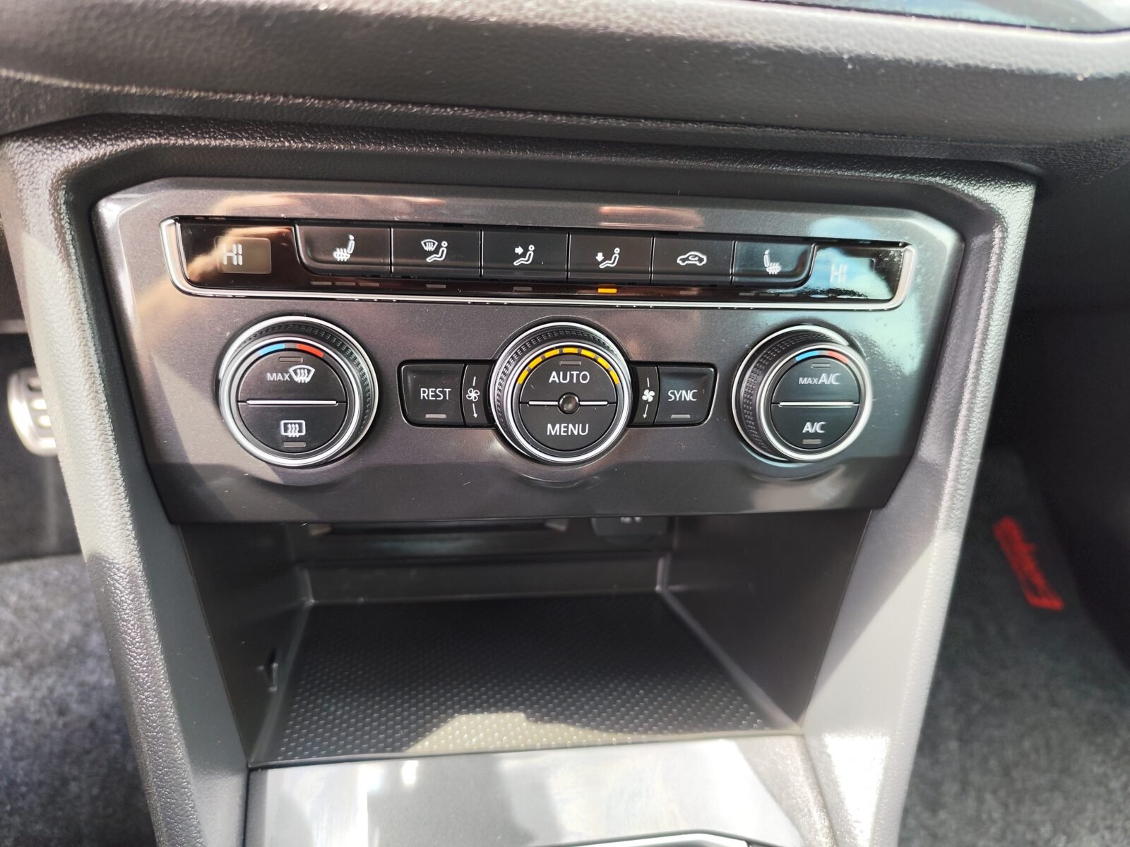 VOLKSWAGEN TIGUAN 2.0 TDI