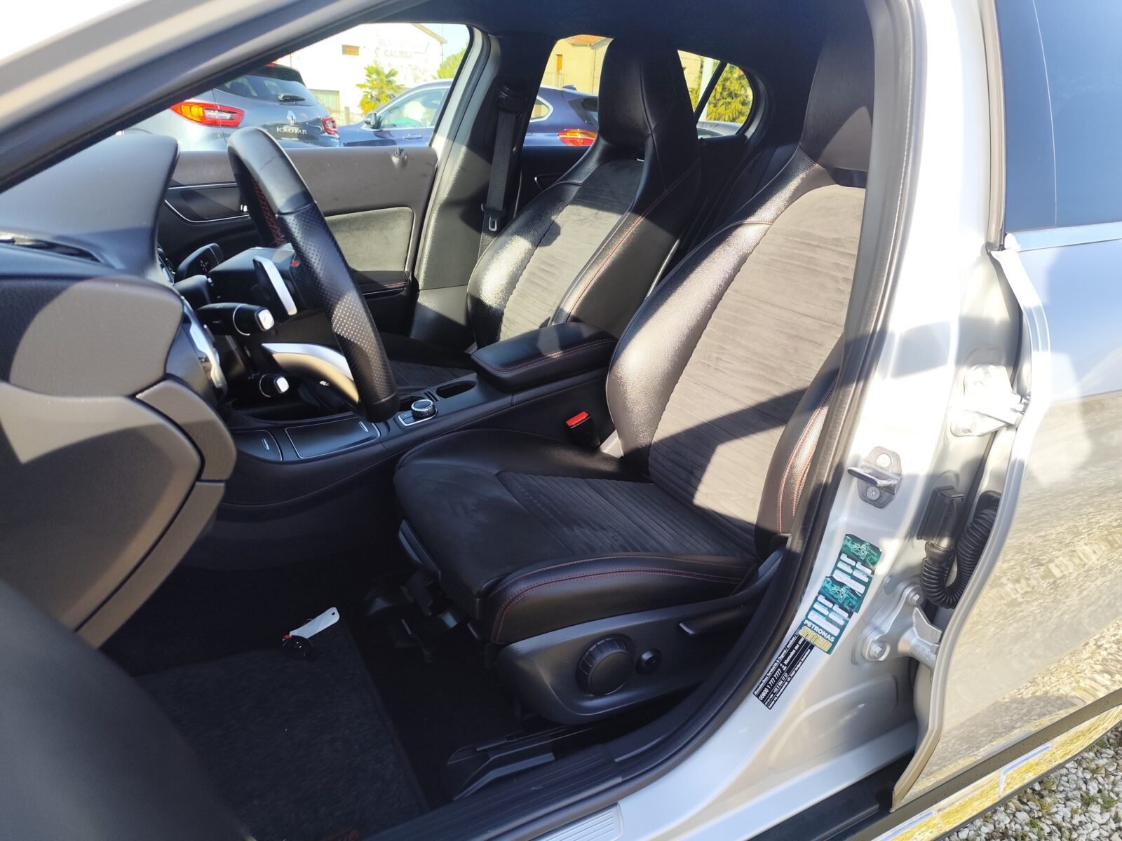 MERCEDES-BENZ GLA 200 CDI AMG