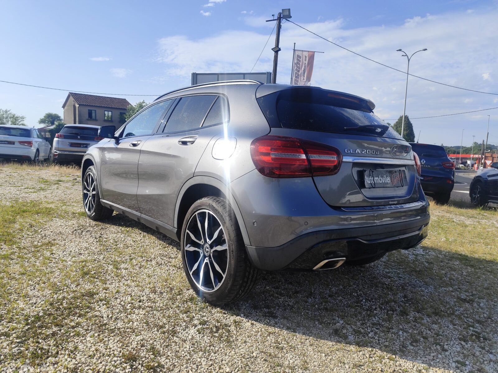 MERCEDES-BENZ GLA 200 CDI