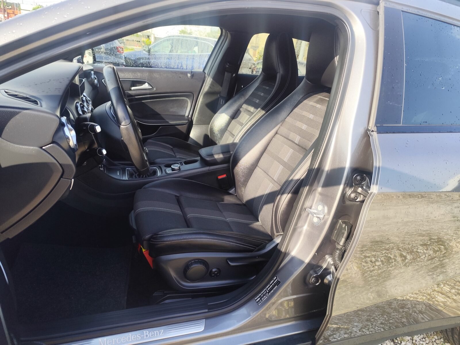 MERCEDES-BENZ GLA 200 CDI