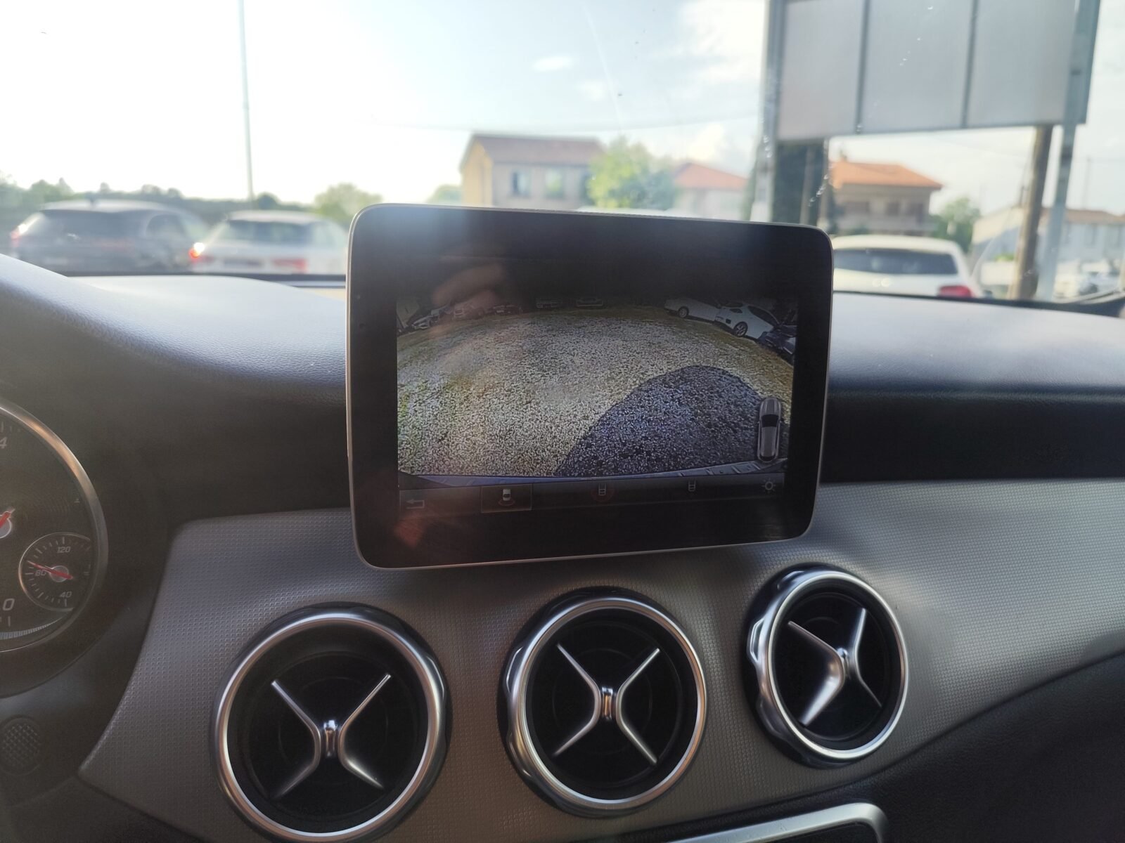 MERCEDES-BENZ GLA 200 CDI