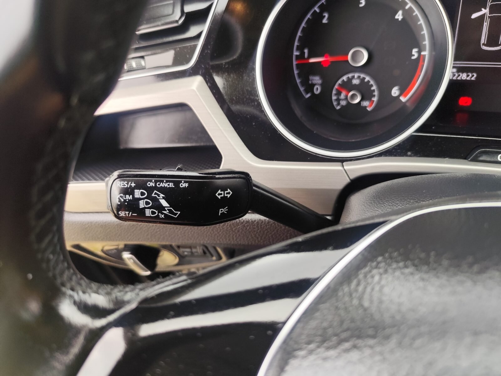 VOLKSWAGEN Touran 2.0 TDI