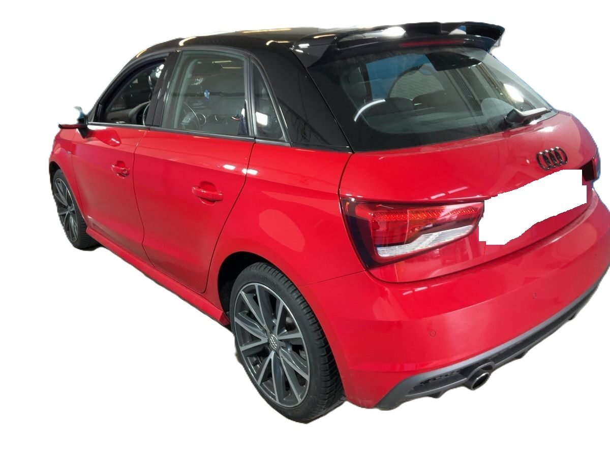 AUDI A1 1.6 TDI Sline