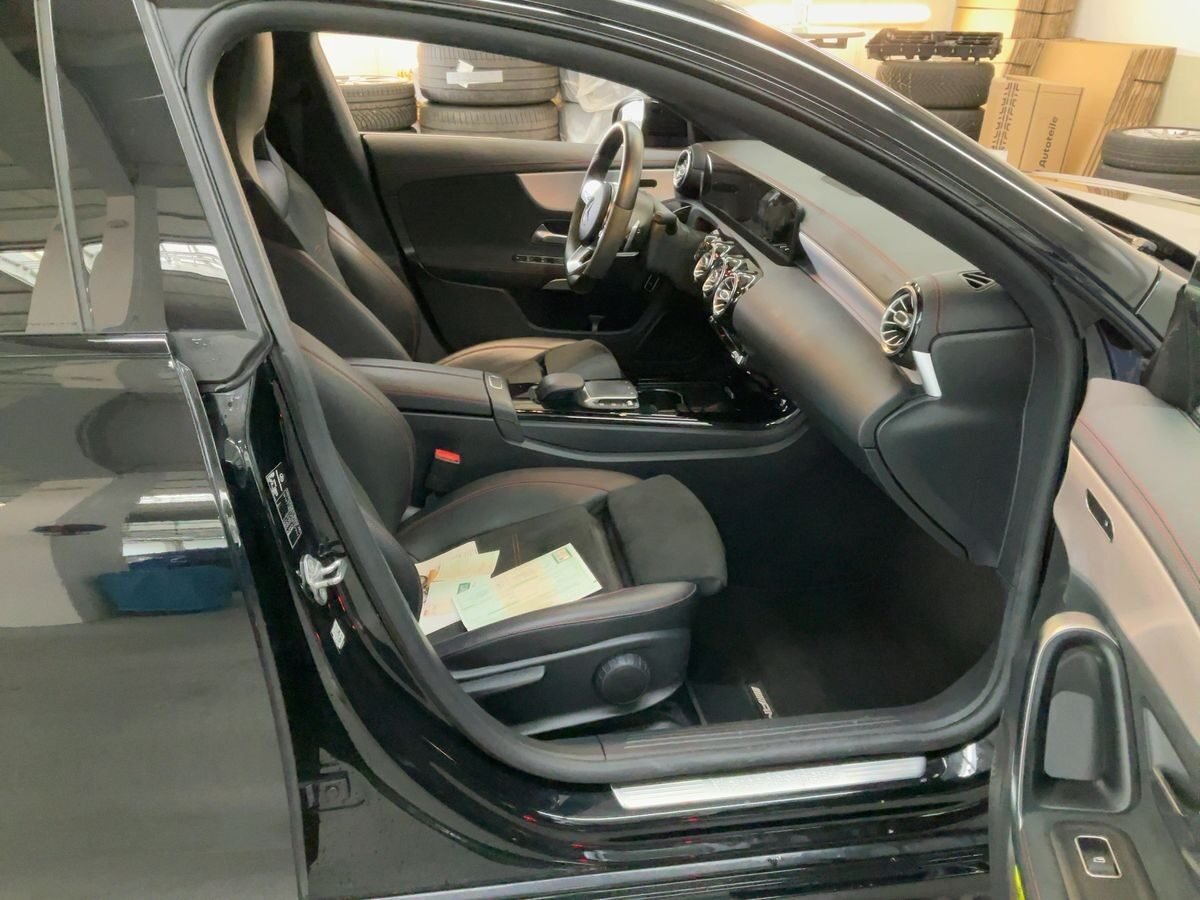 MERCEDES-BENZ CLA 220 CDI Shooting Brake AMG