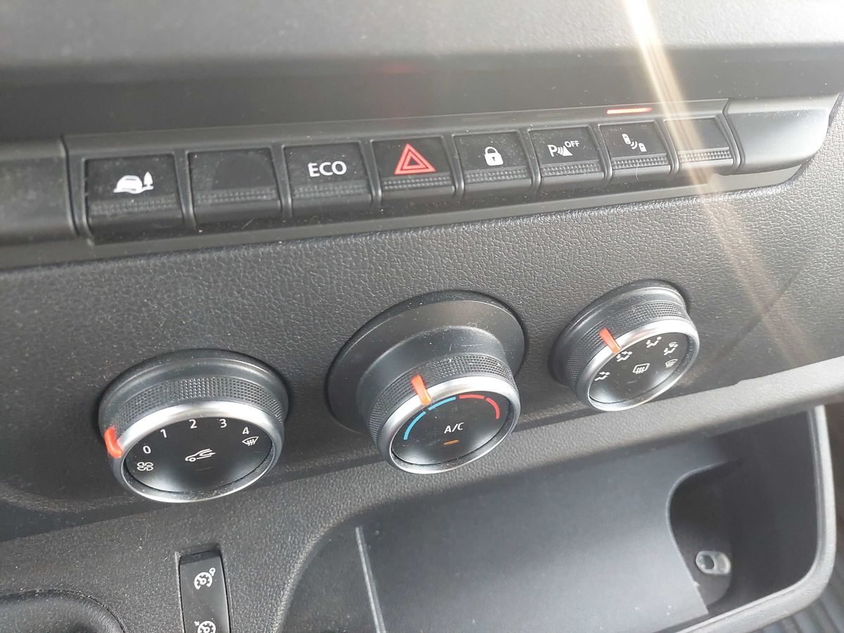 RENAULT MASTER 2.3 DCI L2H2