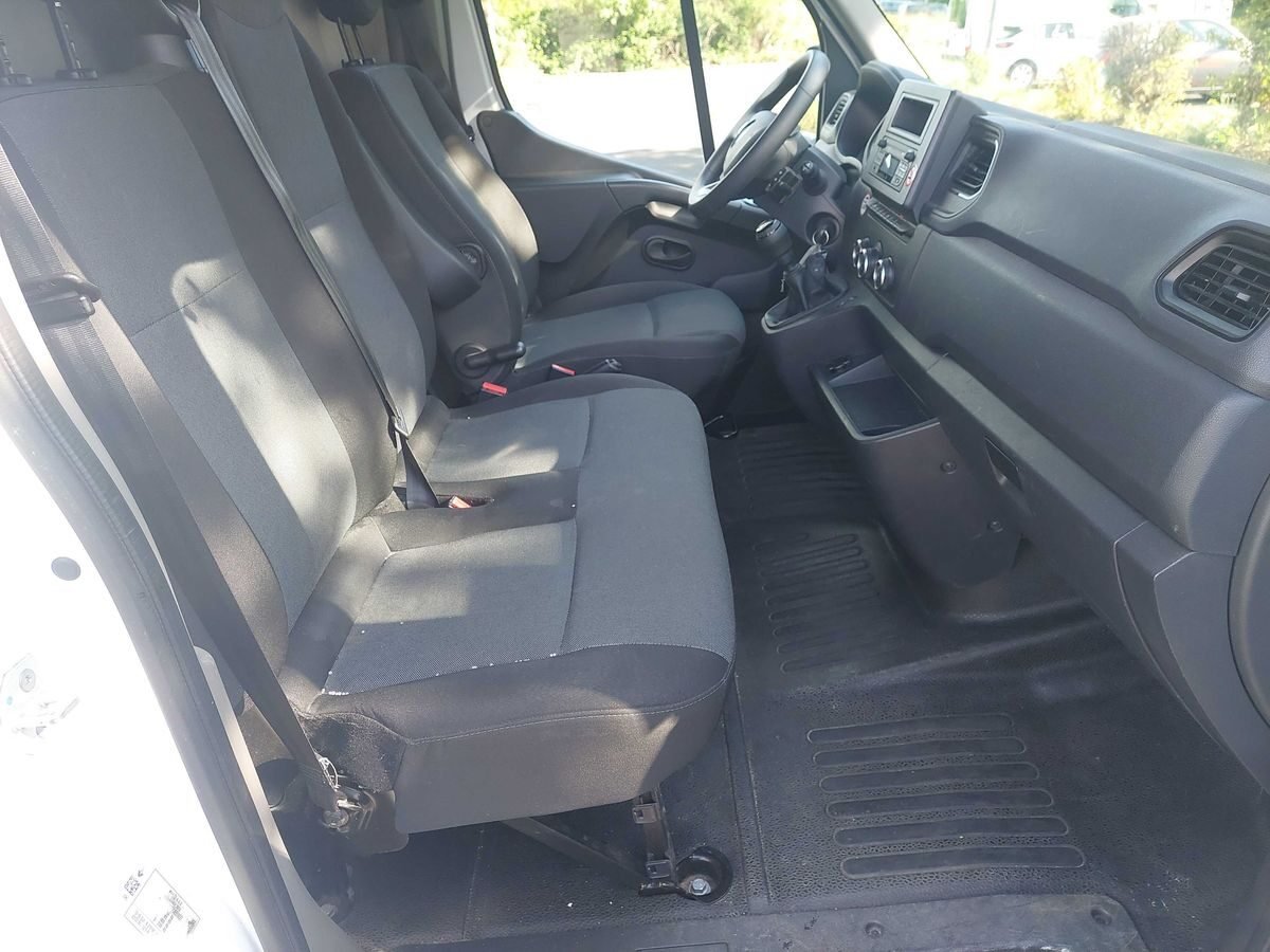 RENAULT MASTER 2.3 DCI L2H2