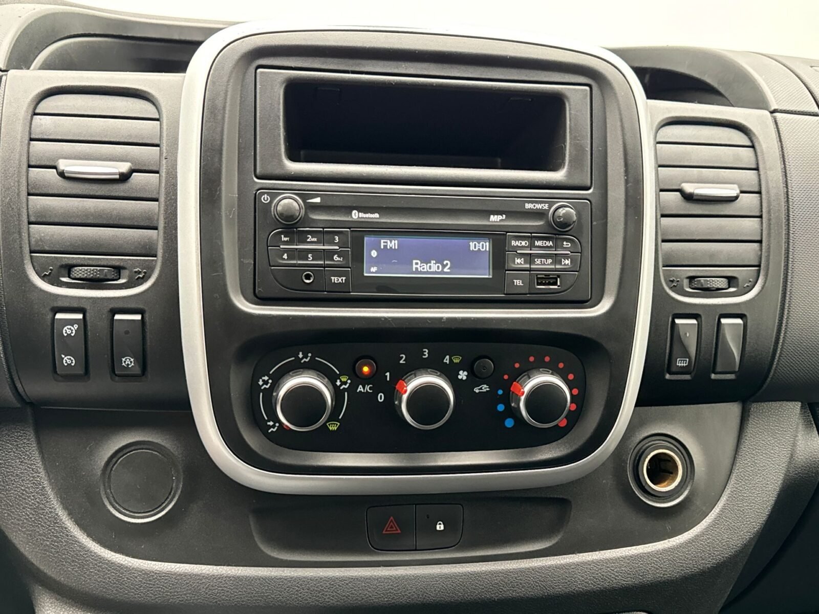 RENAULT TRAFIC L1H1
