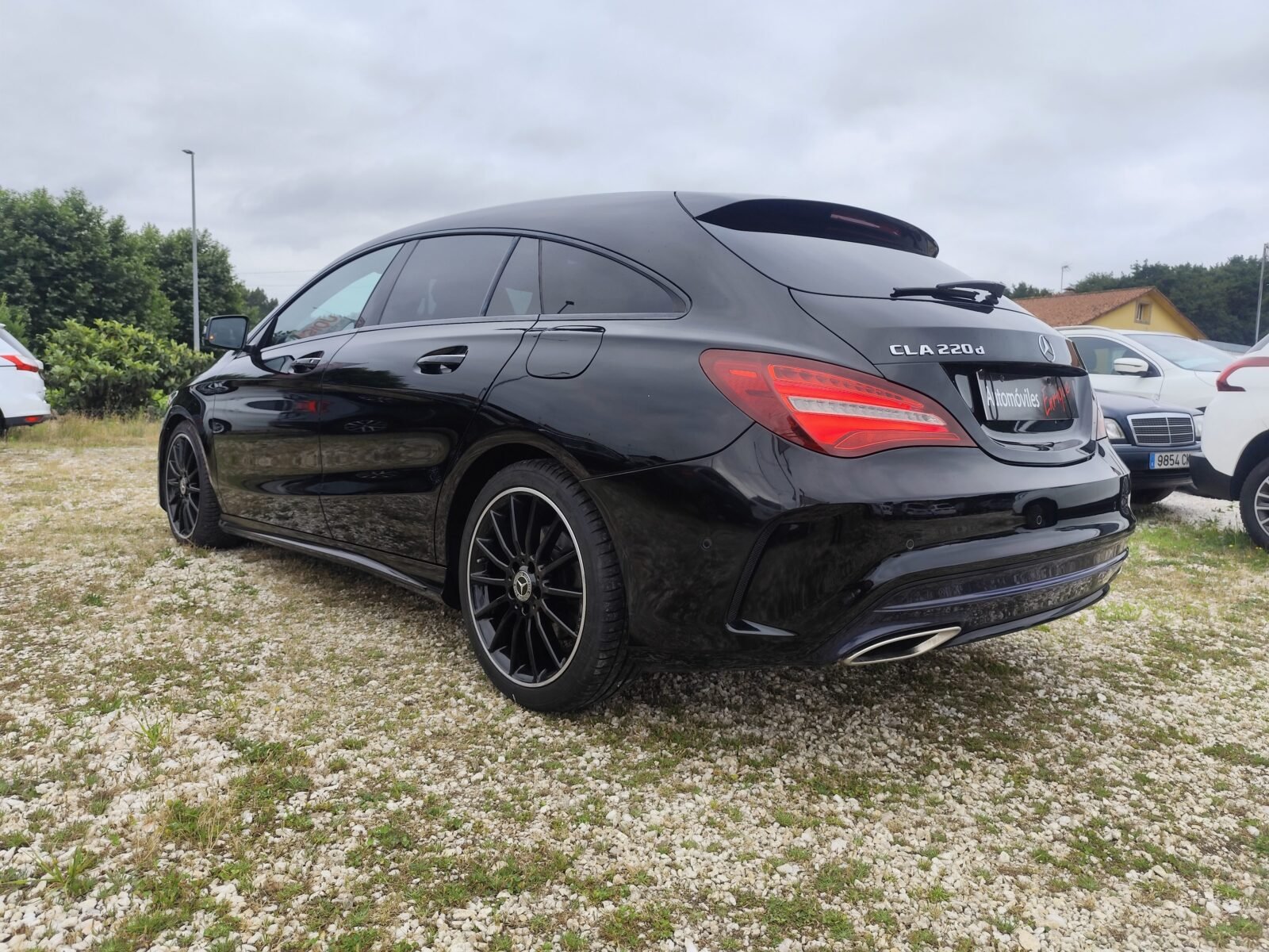 MERCEDES-BENZ CLA 220 CDI Shooting Brake AMG