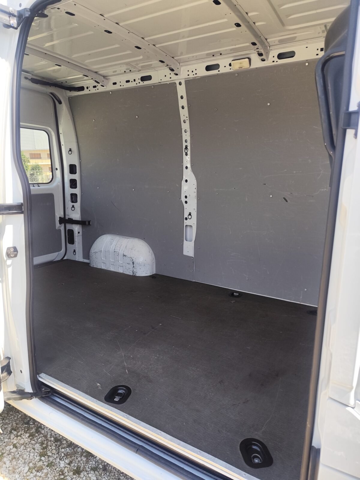 RENAULT MASTER 2.3 DCI L2H2