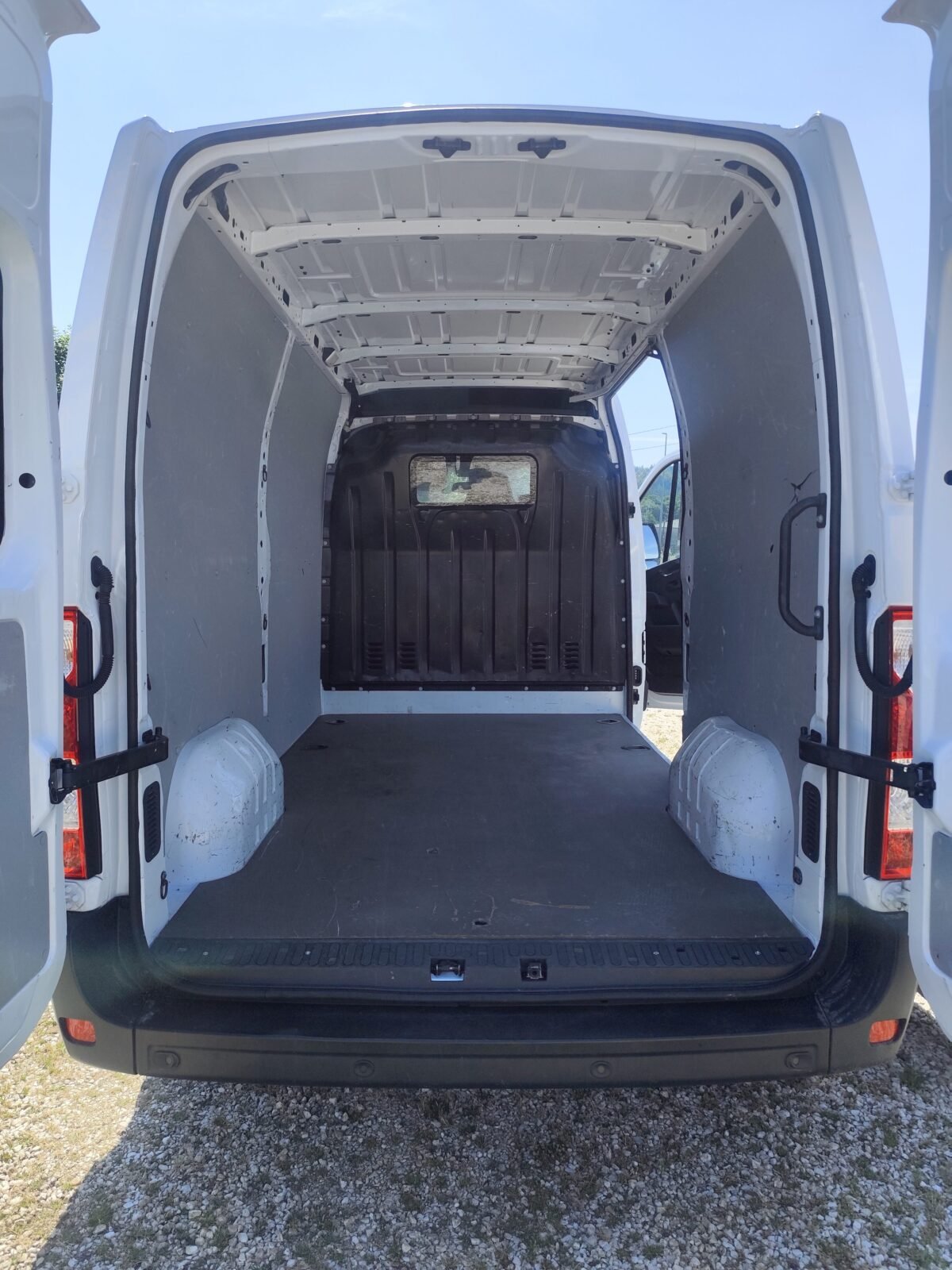RENAULT MASTER 2.3 DCI L2H2