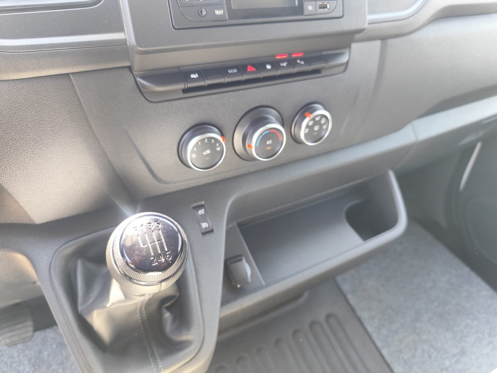 RENAULT MASTER 2.3 DCI L2H2