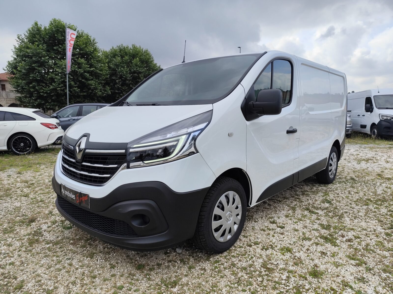 RENAULT TRAFIC L1H1