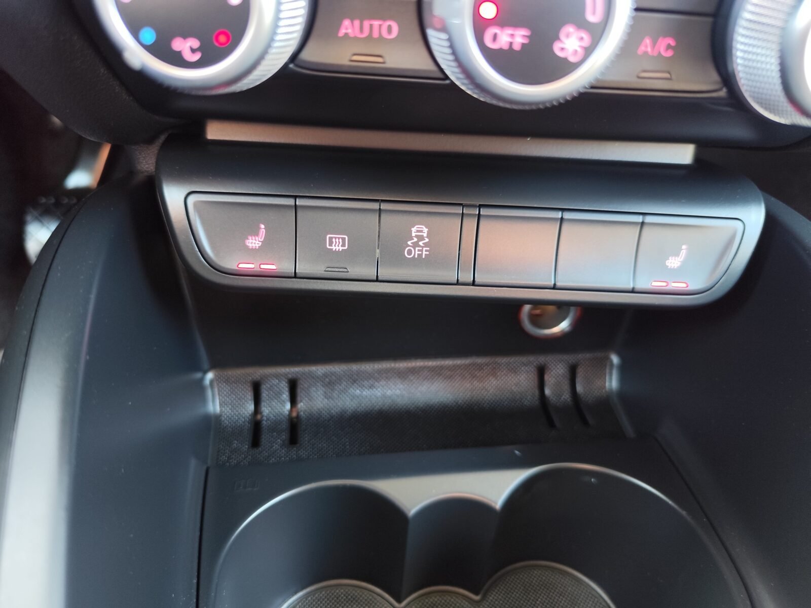 AUDI A1 1.6 TDI Sline
