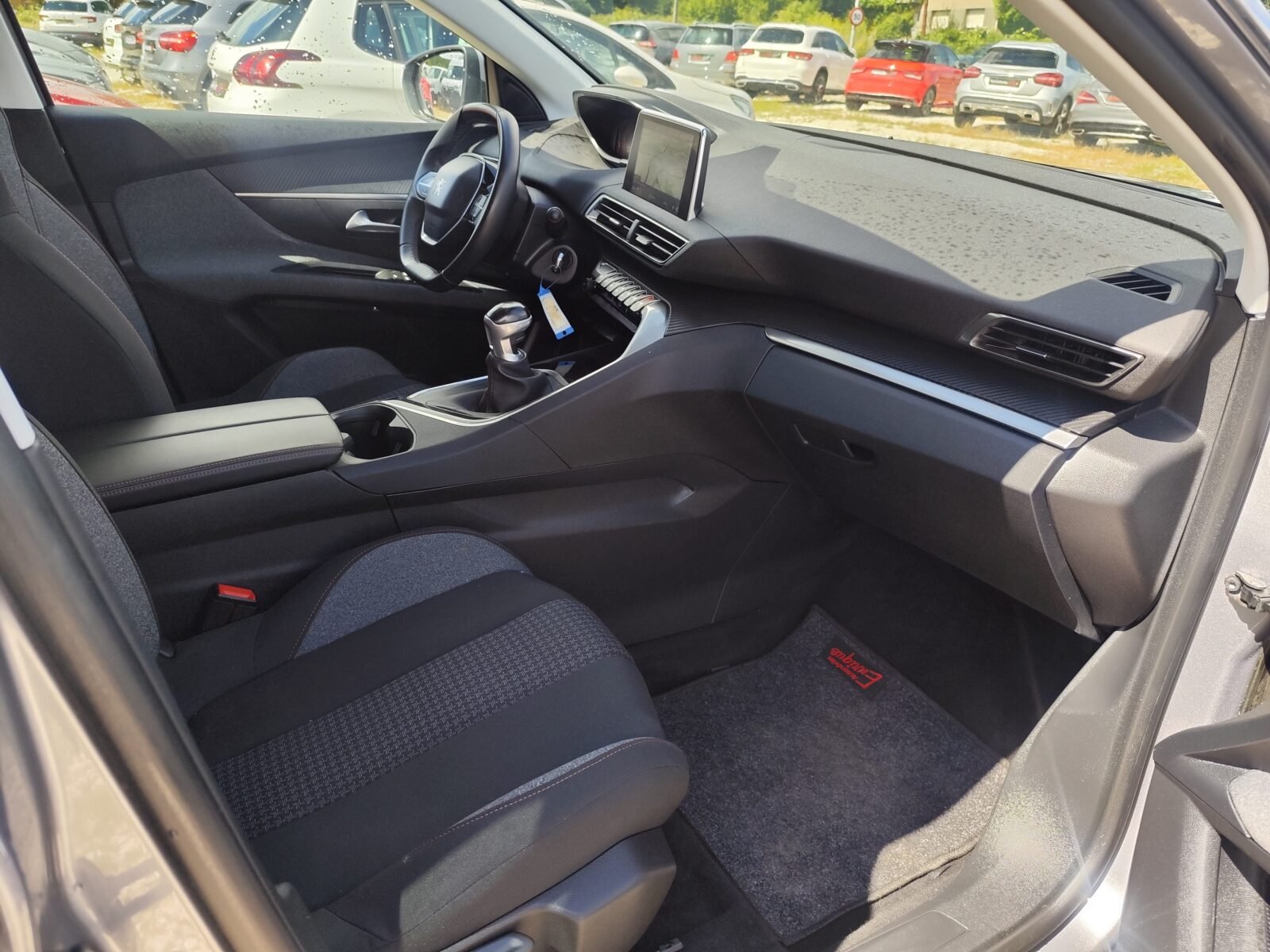 PEUGEOT 3008 1.5 HDI ALLURE