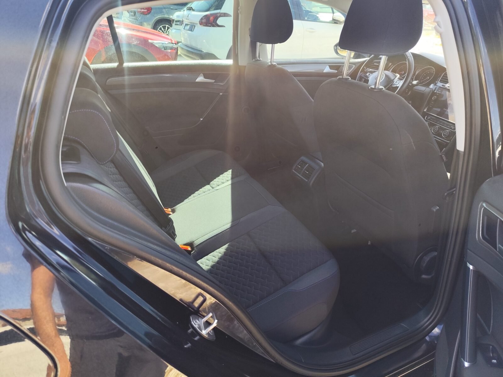 VOLKSWAGEN GOLF 1.6 TDI