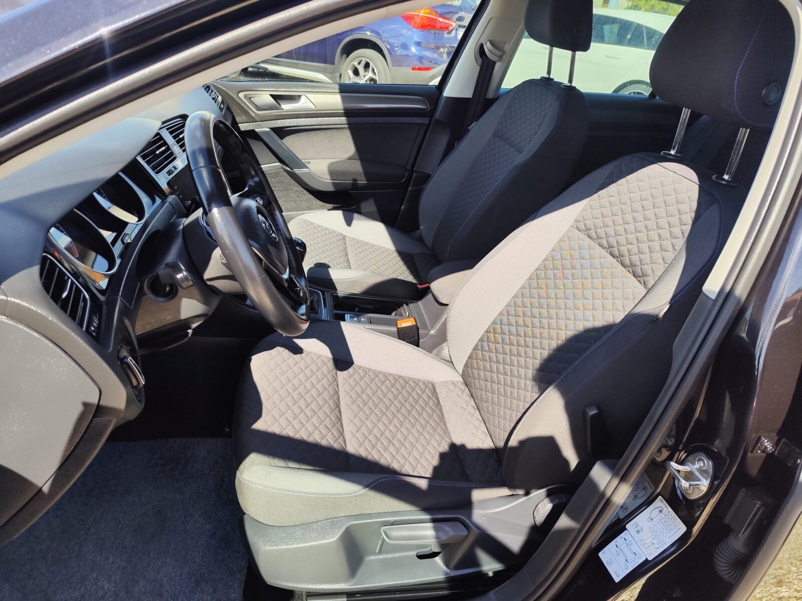 VOLKSWAGEN GOLF 1.6 TDI