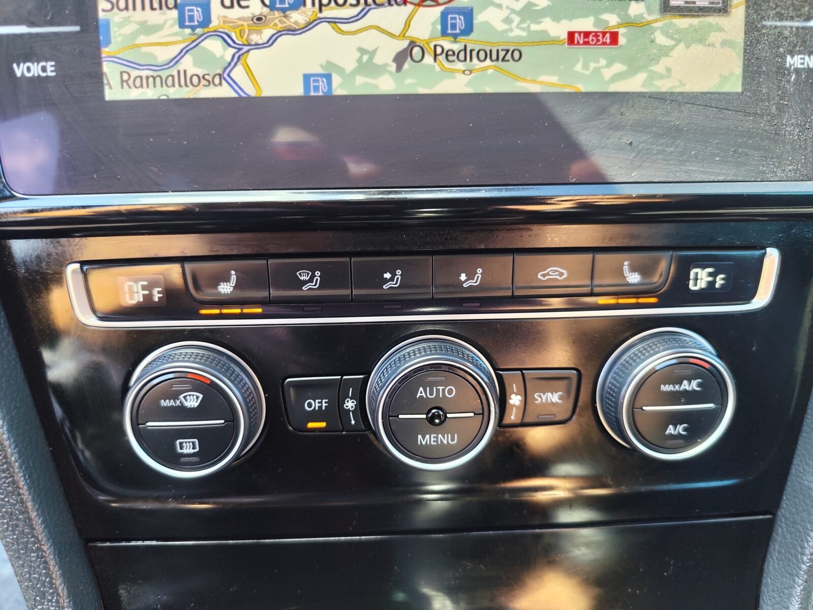 VOLKSWAGEN GOLF 1.6 TDI