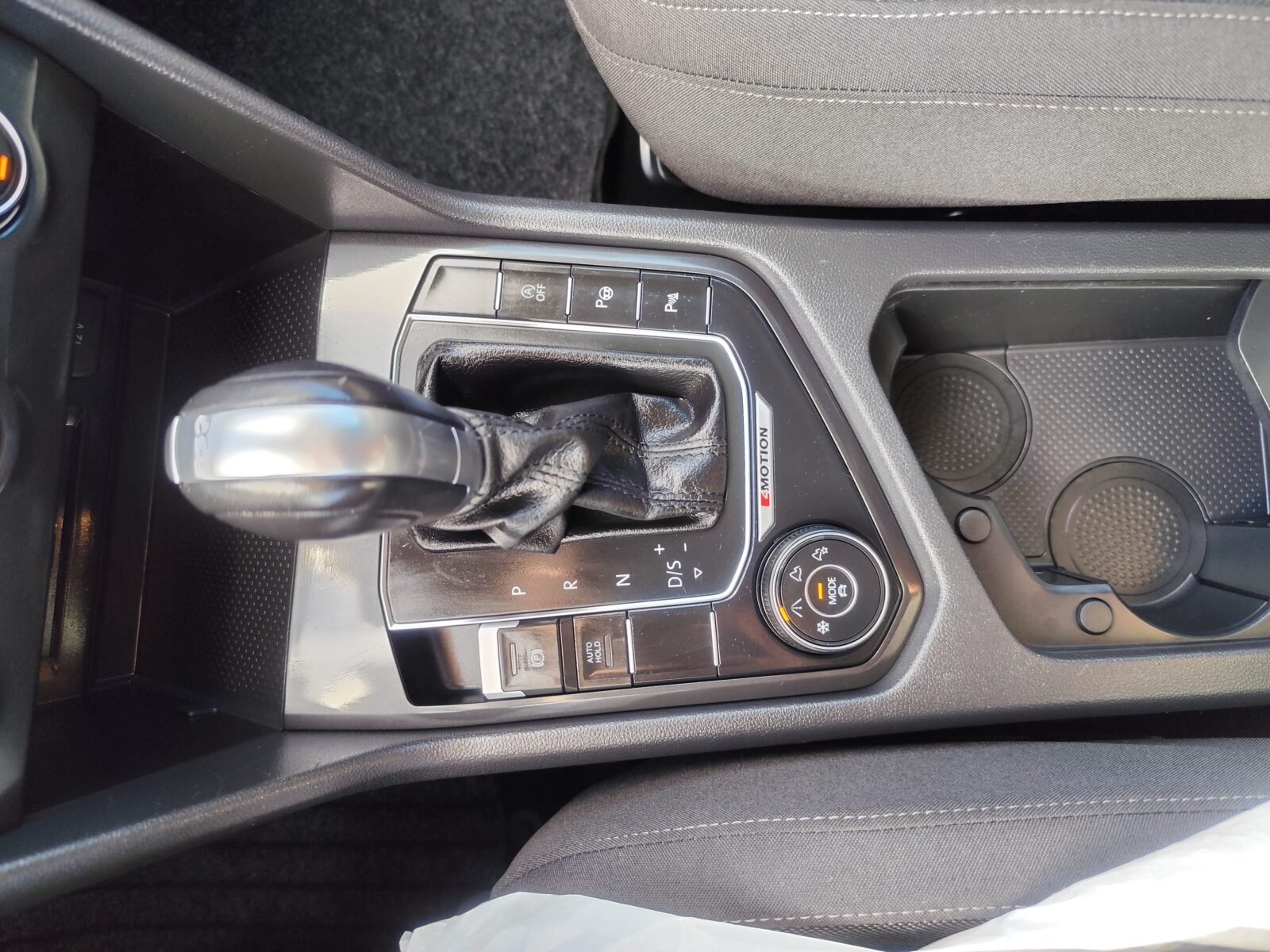 VOLKSWAGEN TIGUAN 2.0 TDI R-Line 4 Mottion