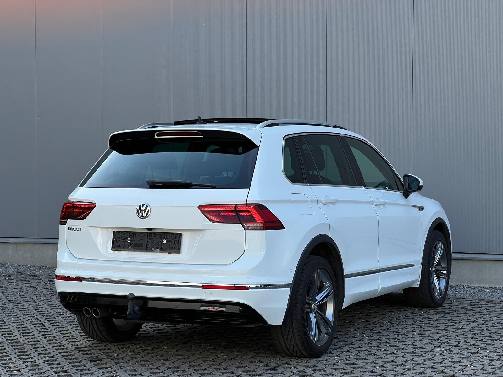VOLKSWAGEN TIGUAN 2.0 TDI R-Line