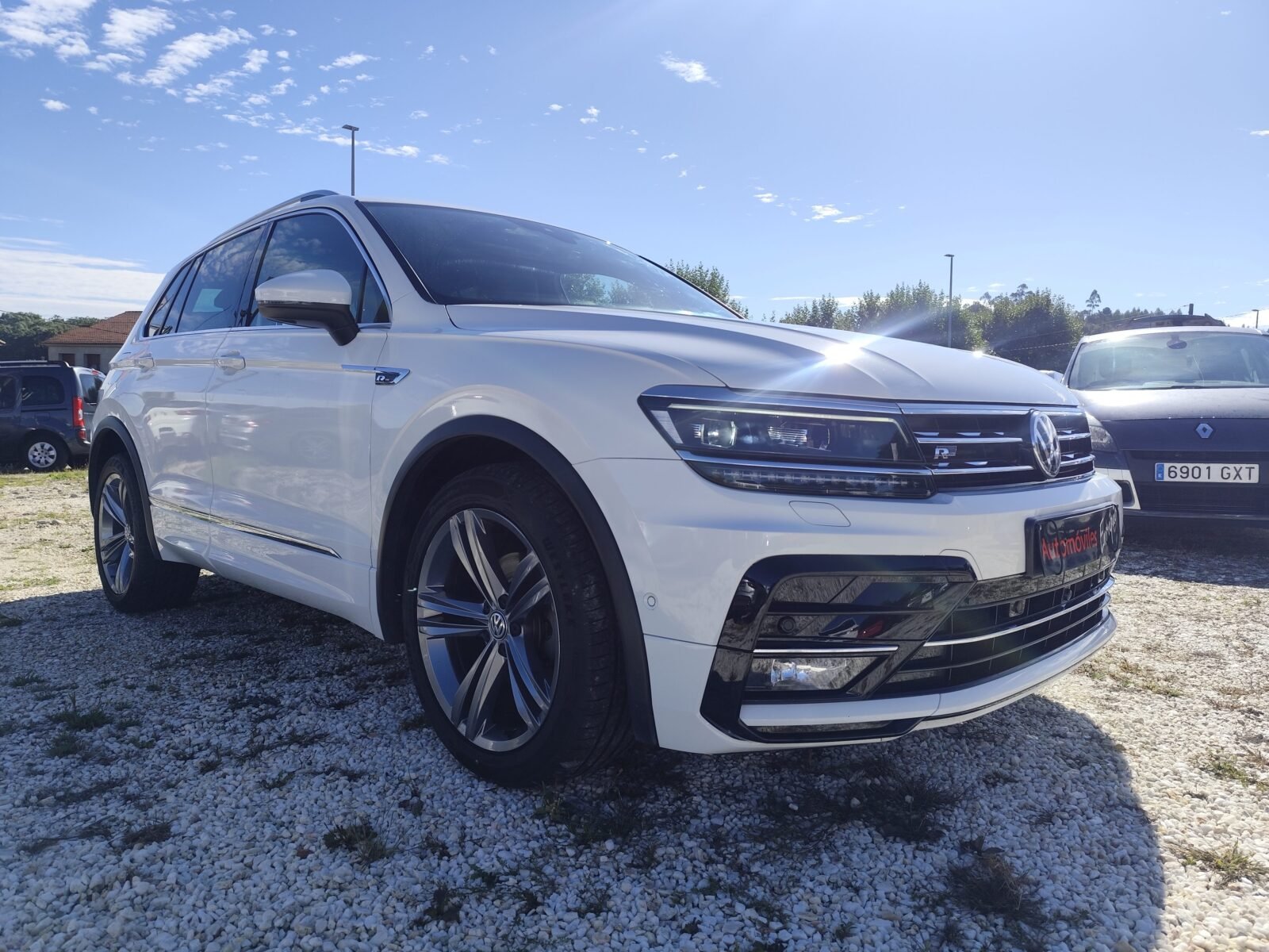 VOLKSWAGEN TIGUAN 2.0 TDI R-Line