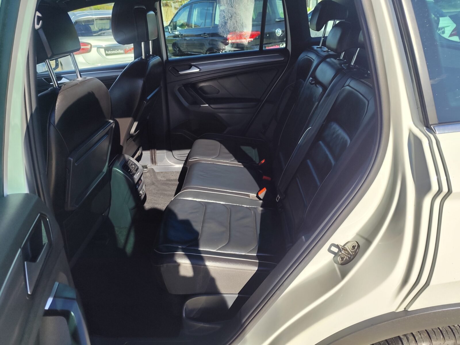 VOLKSWAGEN TIGUAN 2.0 TDI R-Line
