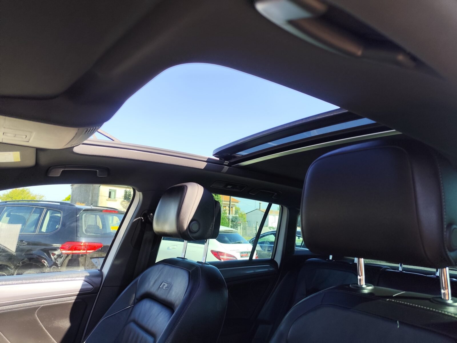 VOLKSWAGEN TIGUAN 2.0 TDI R-Line